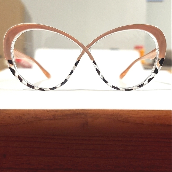 Blue Light Blocking Cat Eye Leopard Print/Beige Computer Glasses (no power) - Picture 11 of 12